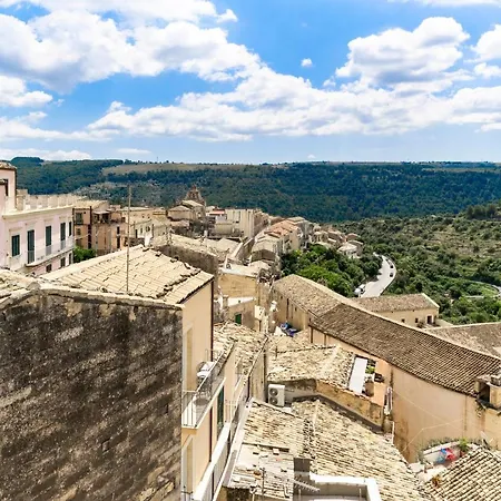 Domus Heraea Вилла Рагуза